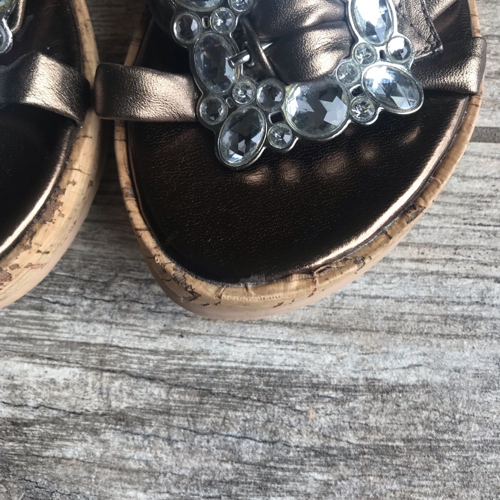 Yellow Box Wedges - Picture 5 of 5